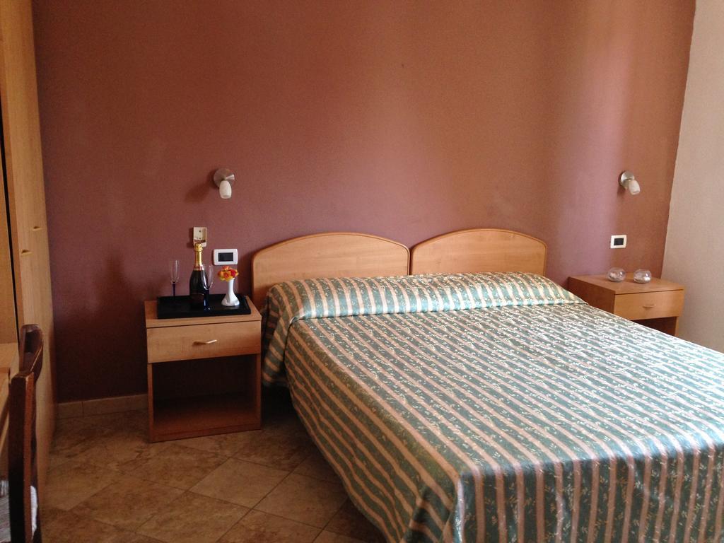Hotel Belvedere LMP Cameră foto