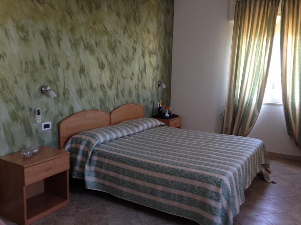 Hotel Belvedere LMP Cameră foto